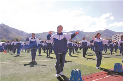 西藏教育：騰飛70年