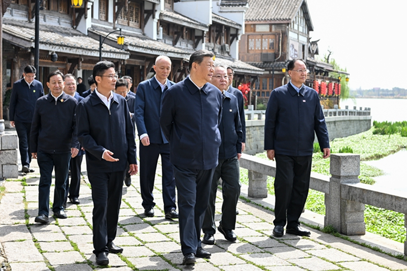 2024年3月19日，習(xí)近平總書記在湖南常德河街考察。